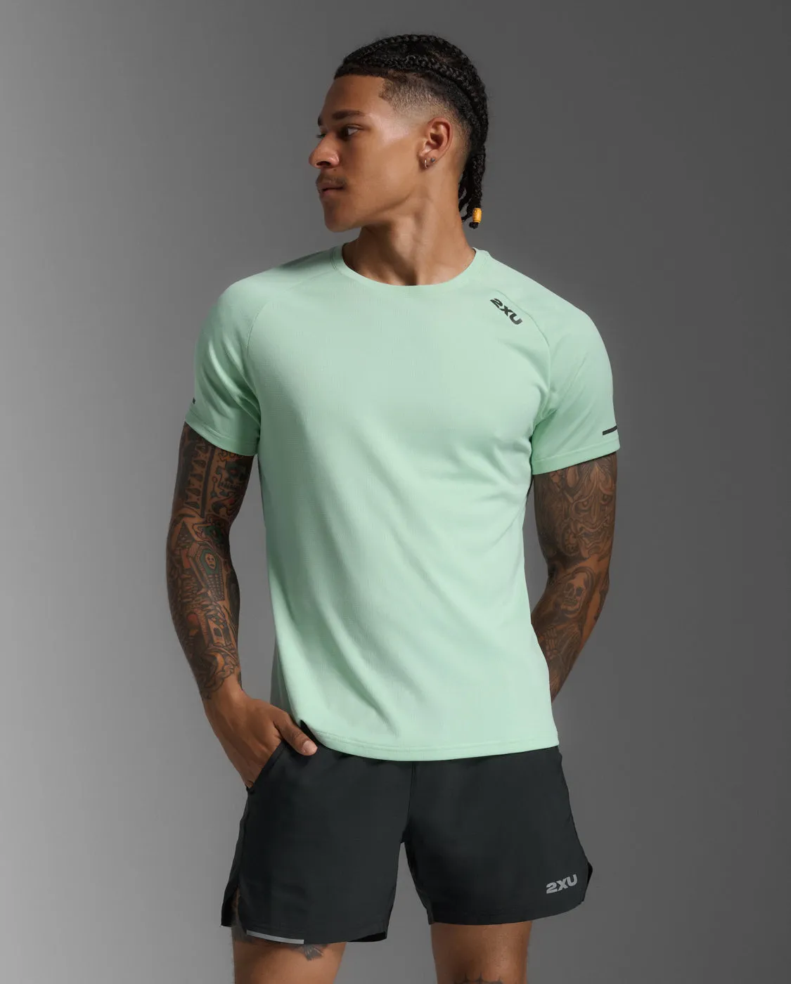 Aero Tee sold by 2xu product image thumbnail 2