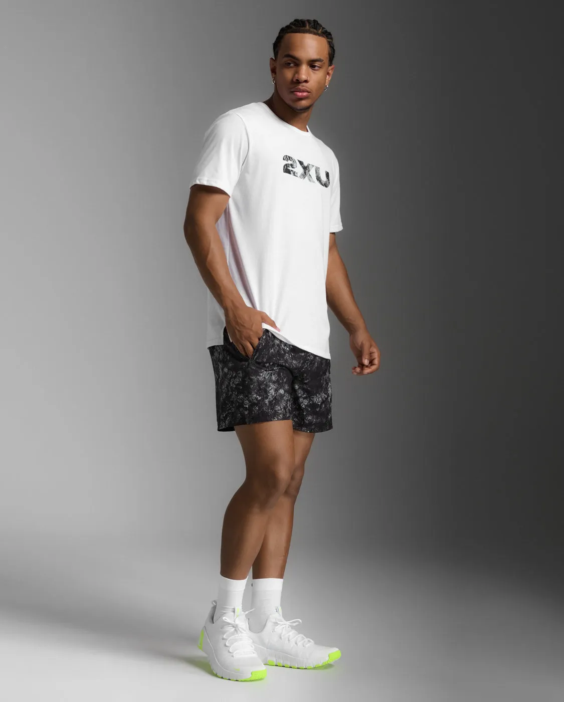 Contender Tee sold by 2xu product image thumbnail 4