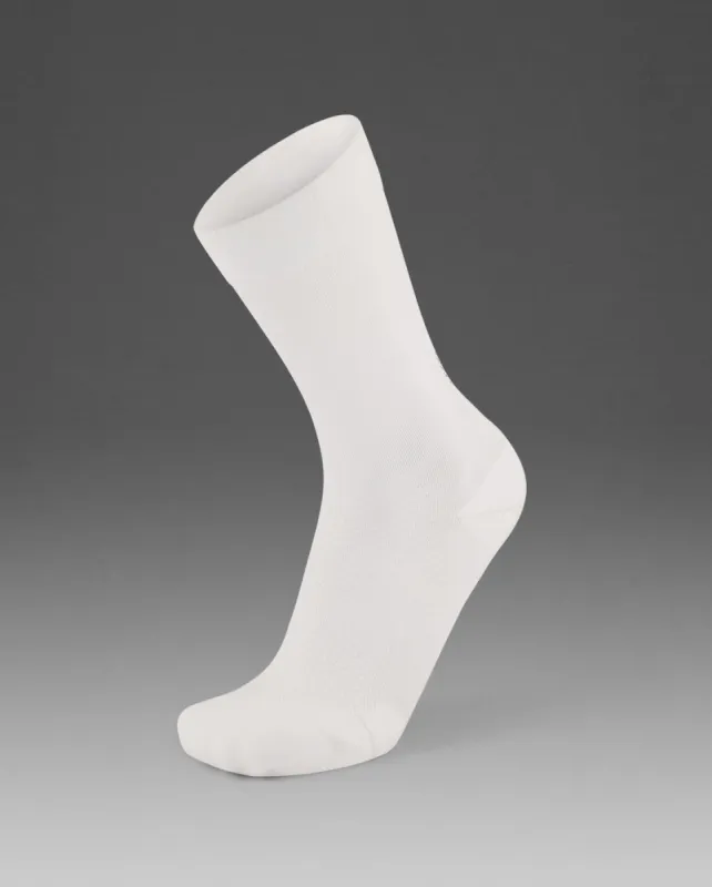 Vectr Reflective Crew Socks made by 2xu
