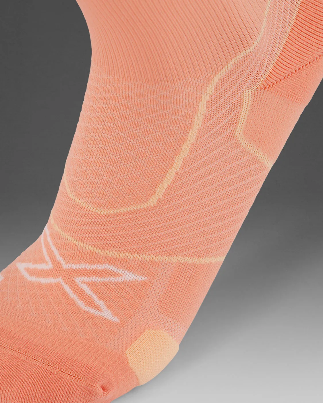 Vectr Cushion Crew Socks sold by 2xu product image thumbnail 2
