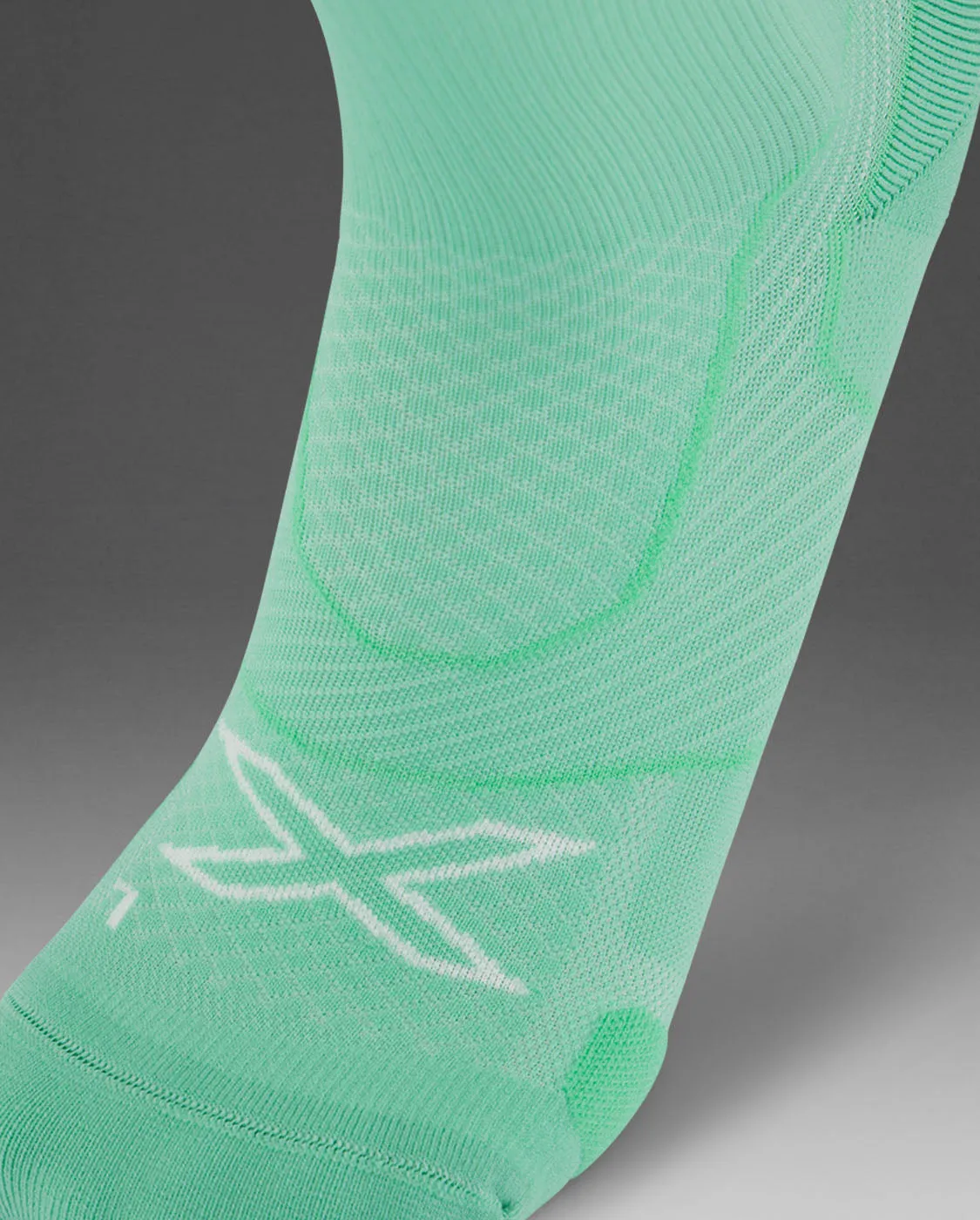 Vectr Cushion Crew Socks sold by 2xu product image thumbnail 2