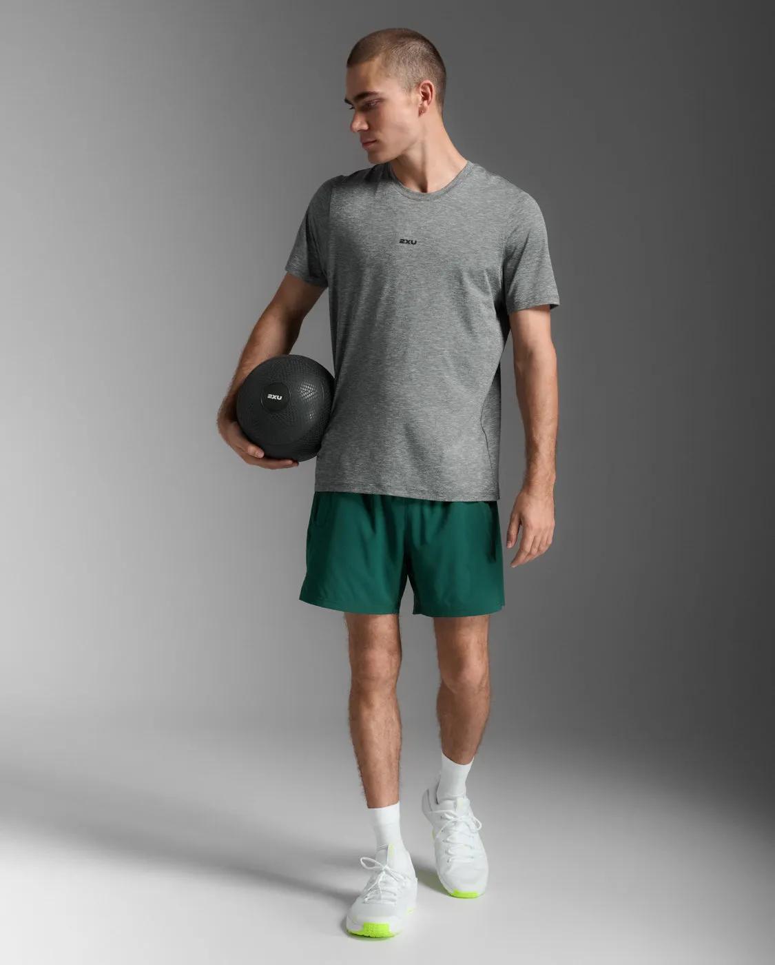 Motion Tee sold by 2xu product image thumbnail 3