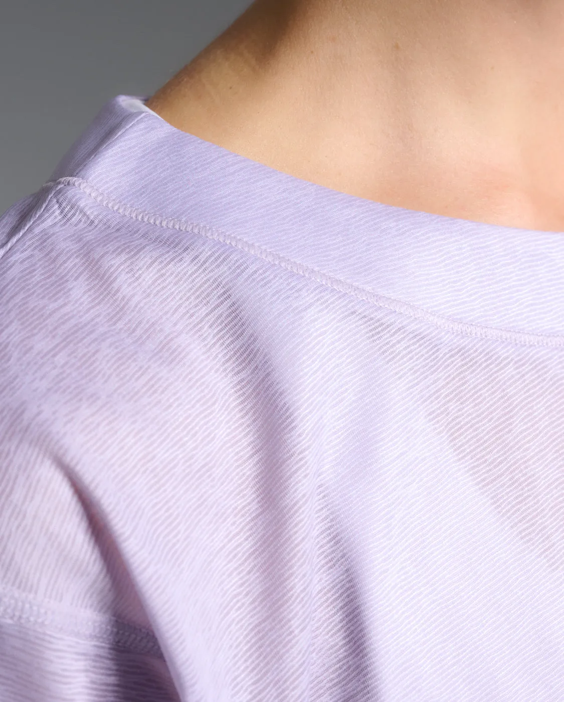 ReLight Long Sleeve sold by 2xu product image thumbnail 5