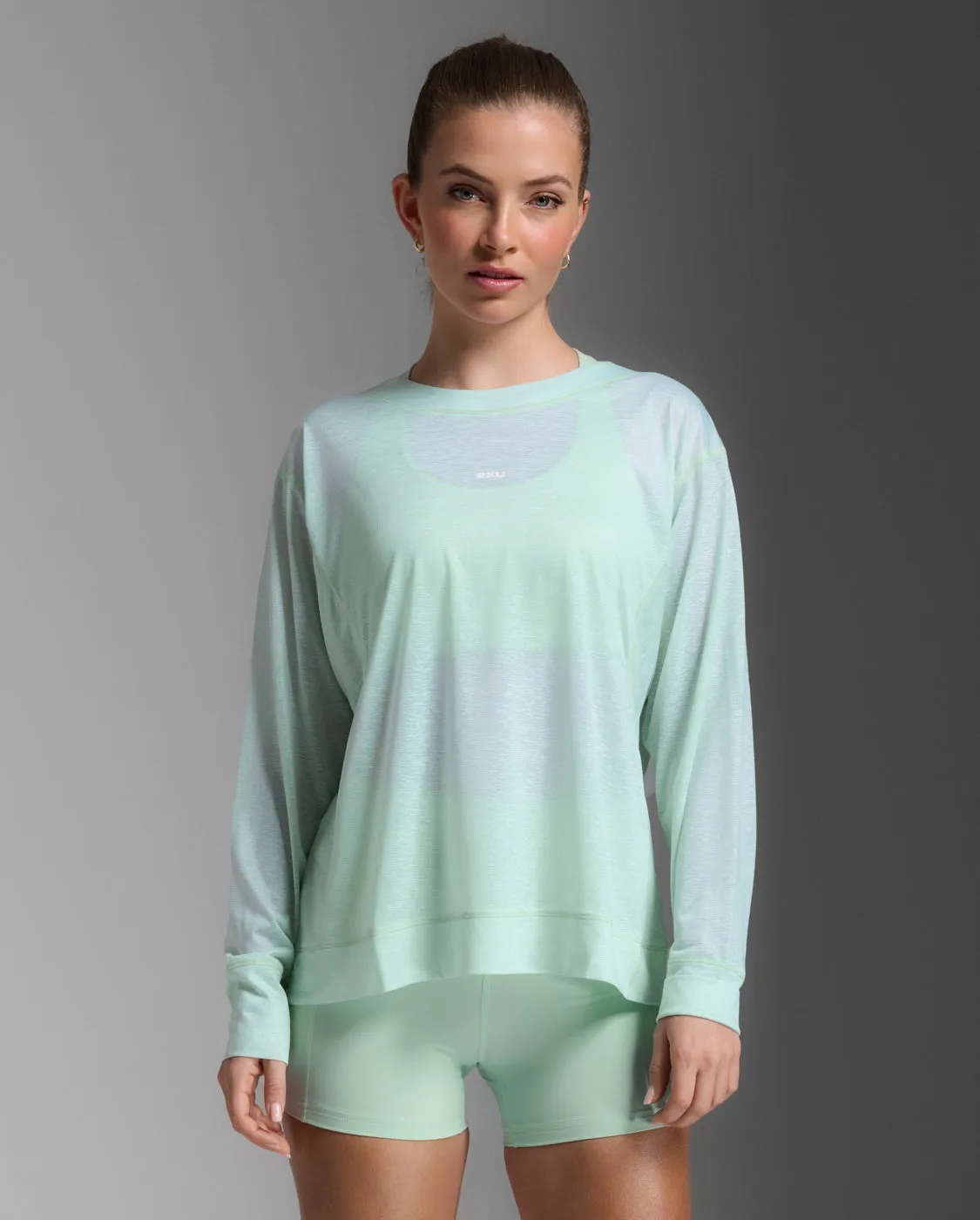 ReLight Long Sleeve sold by 2xu product image thumbnail 2