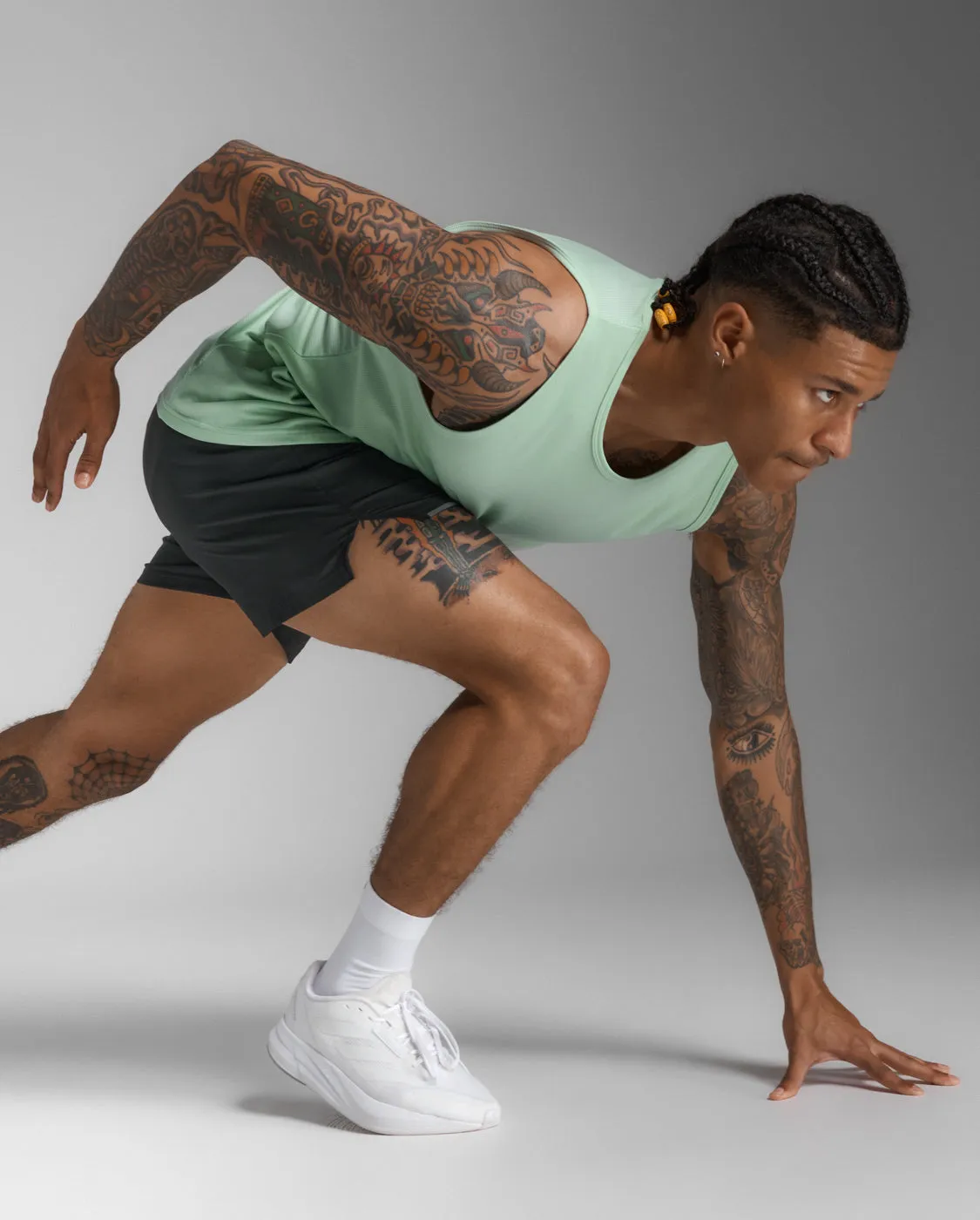 Aero Tank sold by 2xu product image thumbnail 5