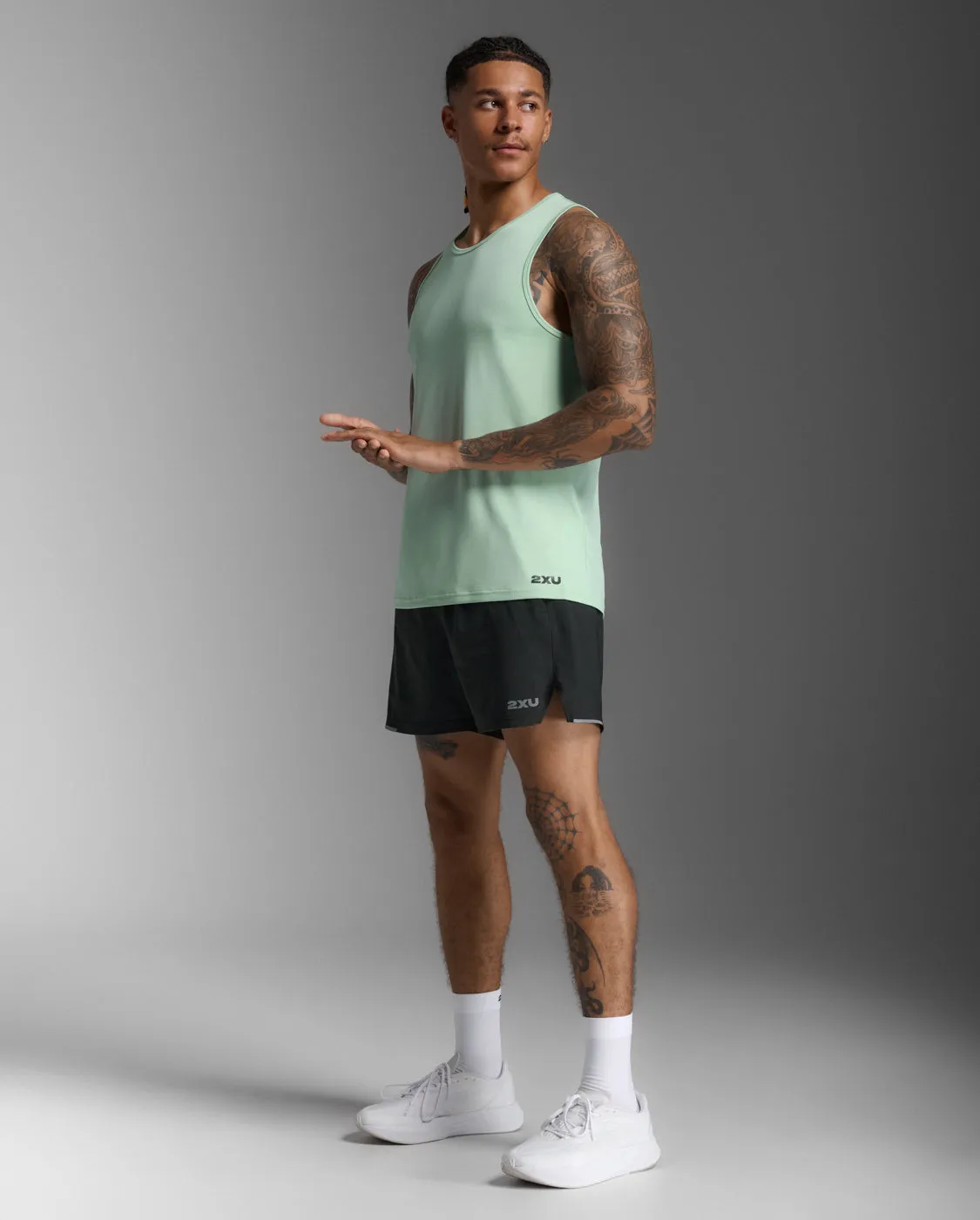 Aero Tank sold by 2xu product image thumbnail 3