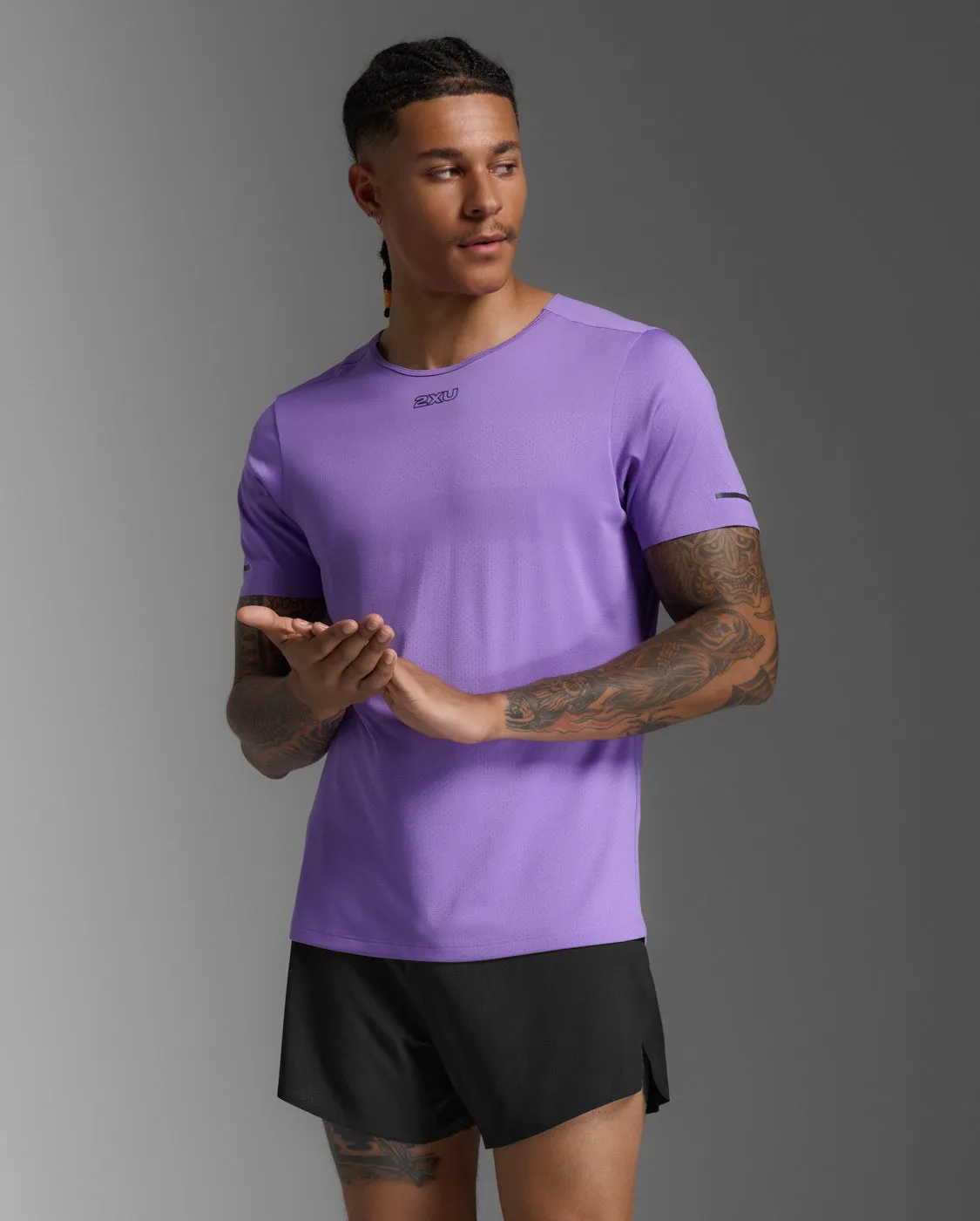 Light Speed Tech Tee sold by 2xu product image thumbnail 2