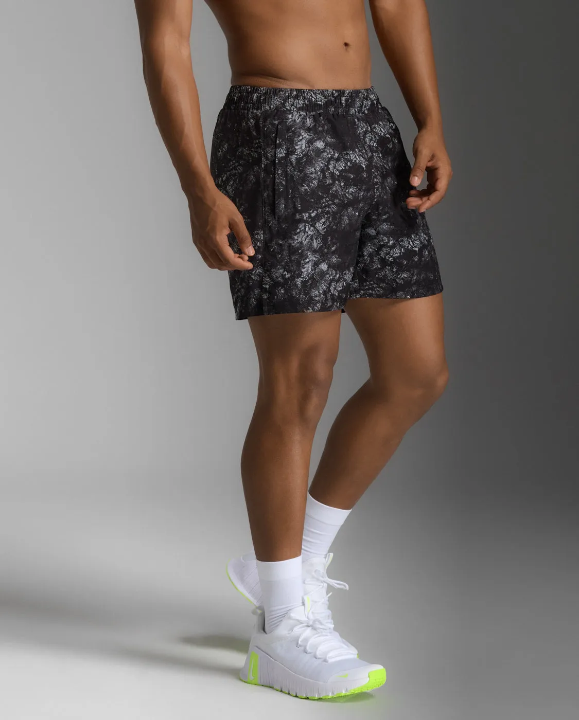 Motion 5 Inch Shorts sold by 2xu product image thumbnail 5