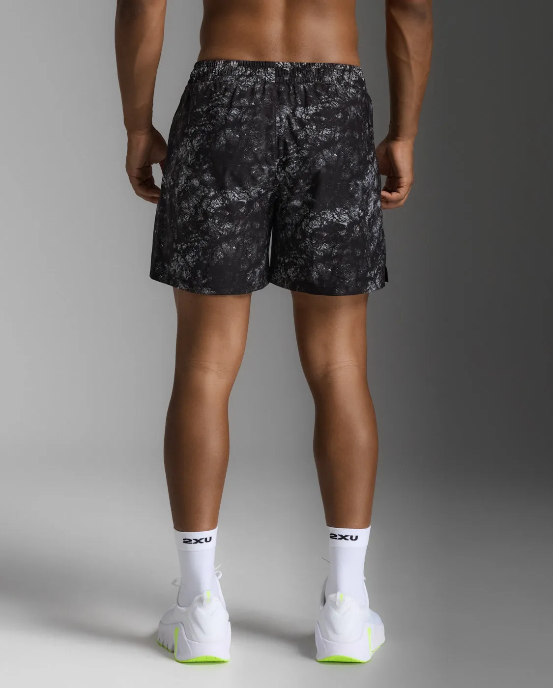 Motion 5 Inch Shorts sold by 2xu product image thumbnail 3