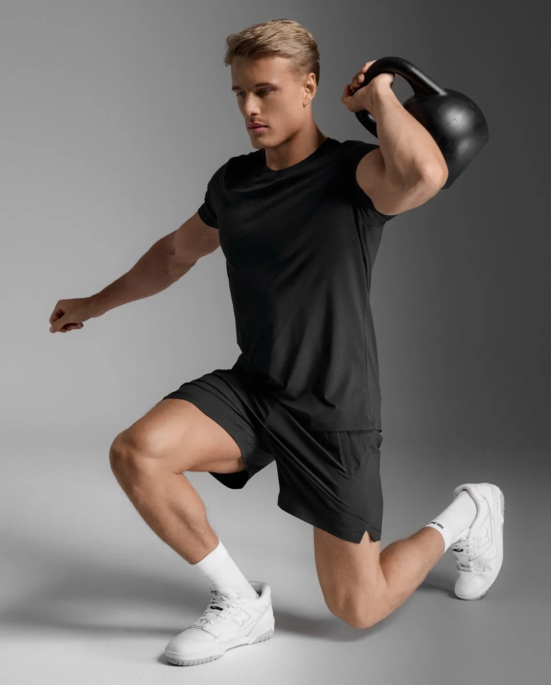 Motion Tee sold by 2xu product image thumbnail 5