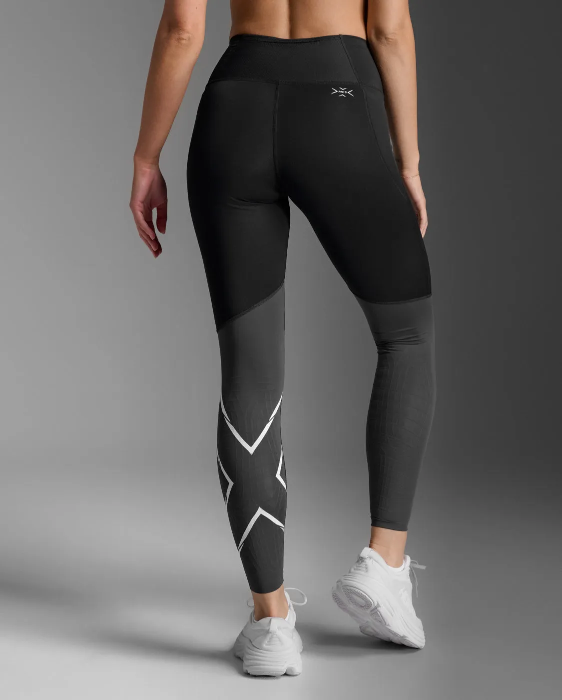 Light Speed React Hi-Rise Compression Tights sold by 2xu product image thumbnail 3