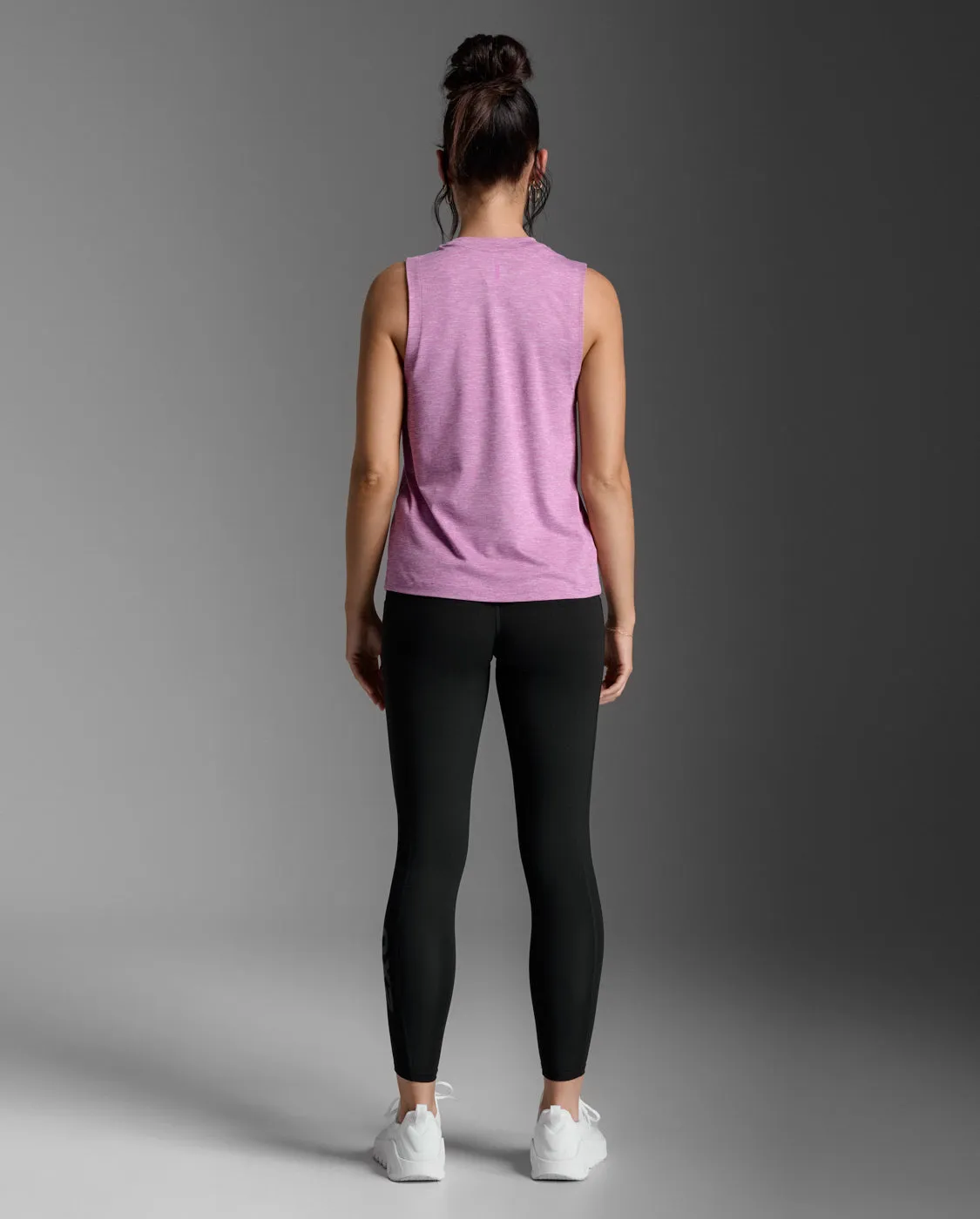 Form Soft Jersey Tank sold by 2xu product image thumbnail 3