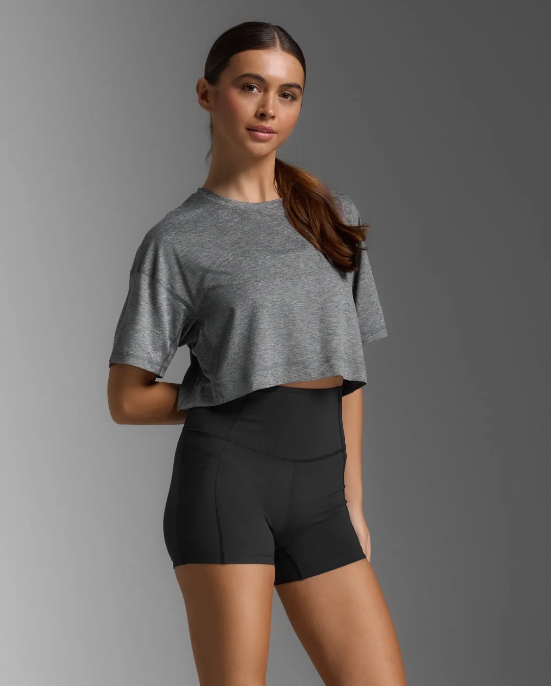 Form Soft Jersey Crop Tee sold by 2xu product image thumbnail 3