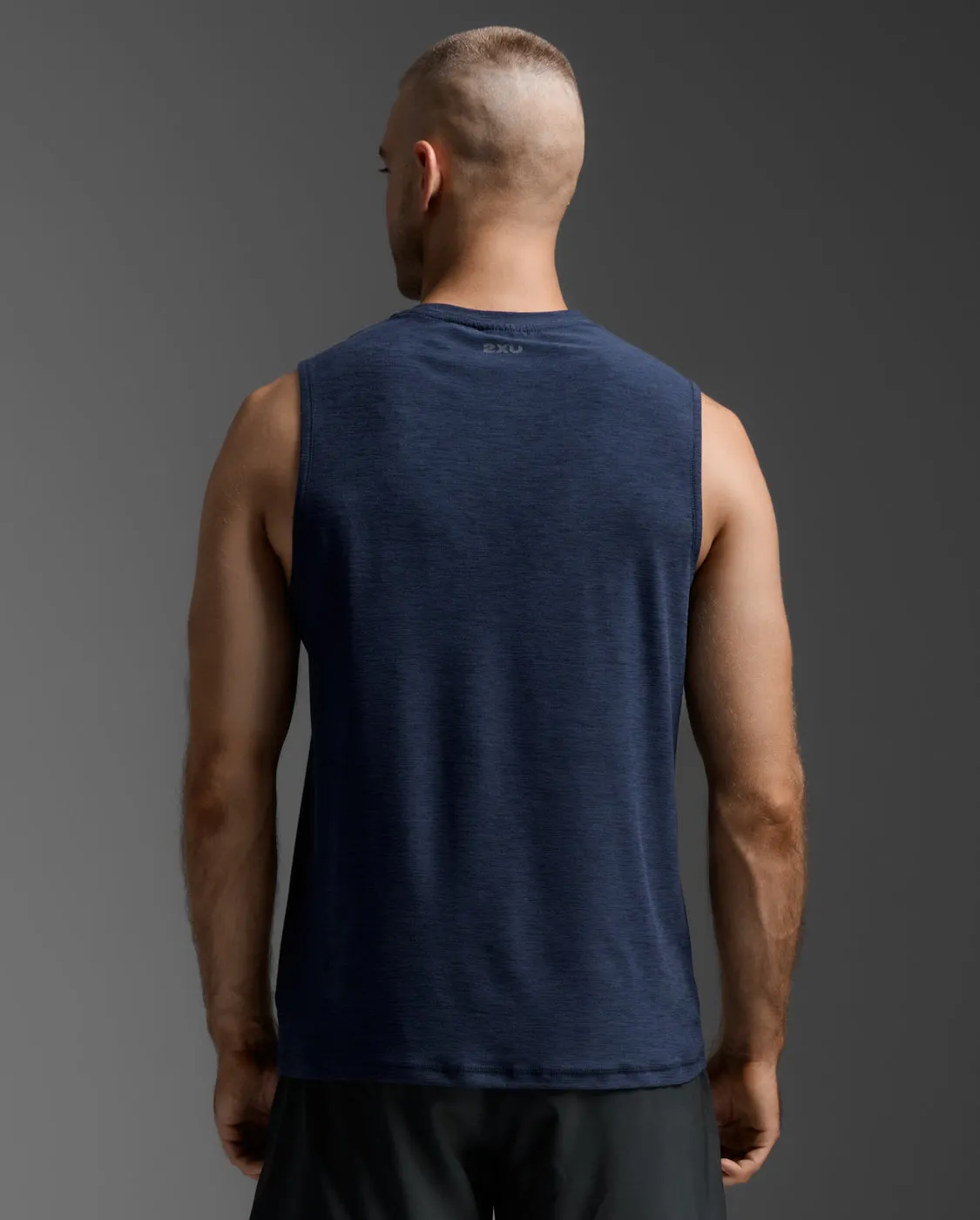 Signature Tank sold by 2xu product image thumbnail 3