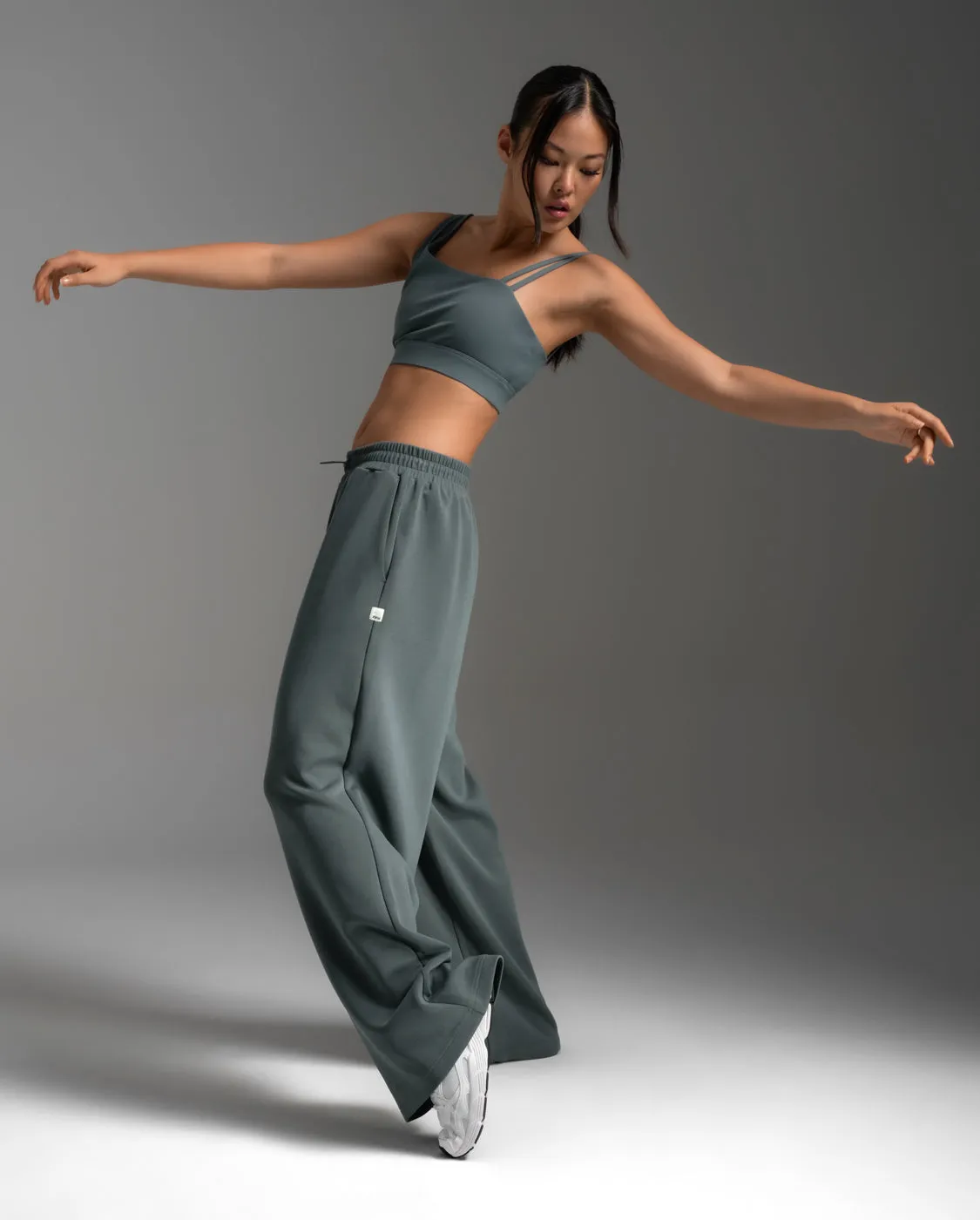 Wonderluxe Sand Washed Wide Leg Pants sold by 2xu