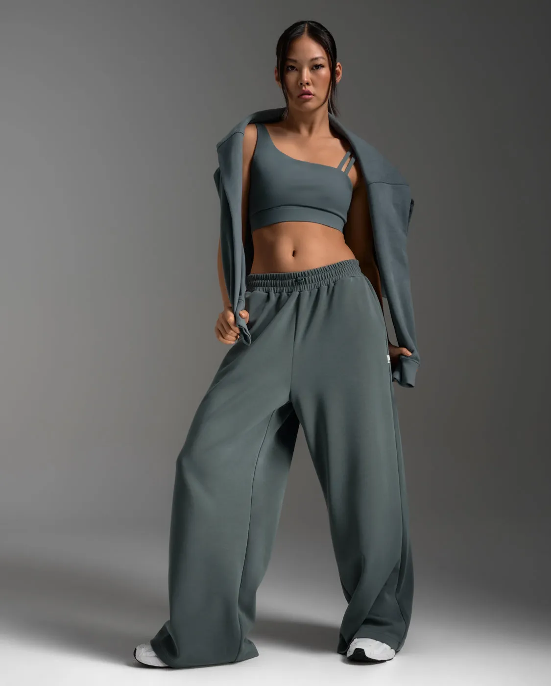 Wonderluxe Sand Washed Wide Leg Pants sold by 2xu product image thumbnail 4