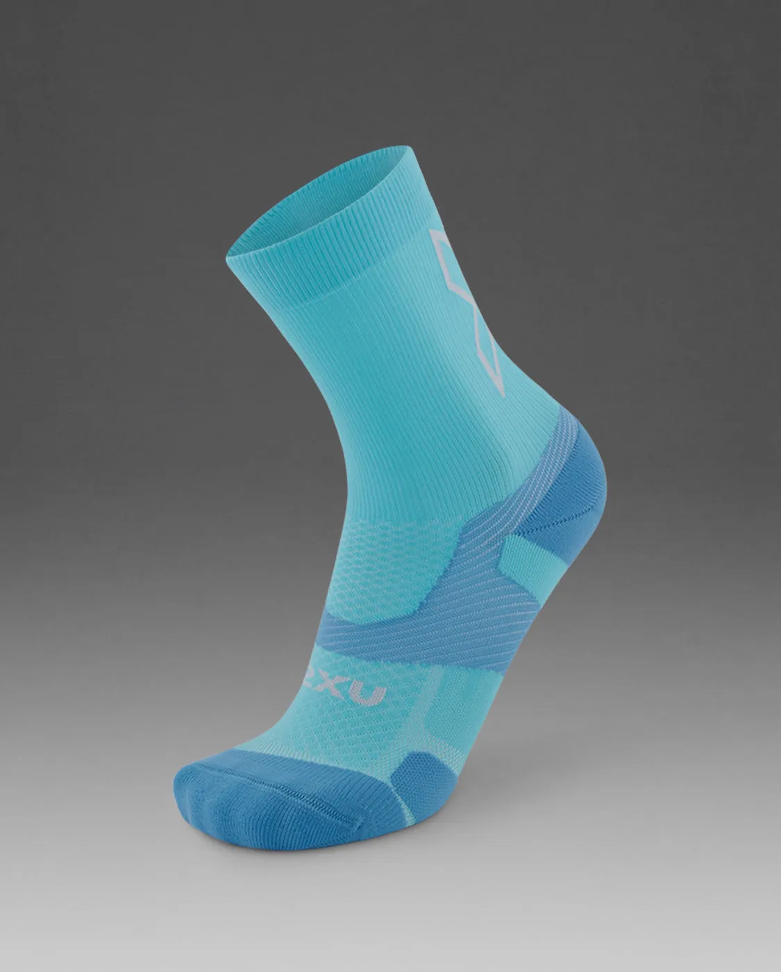 Vectr Light Cushion Crew Socks sold by 2xu