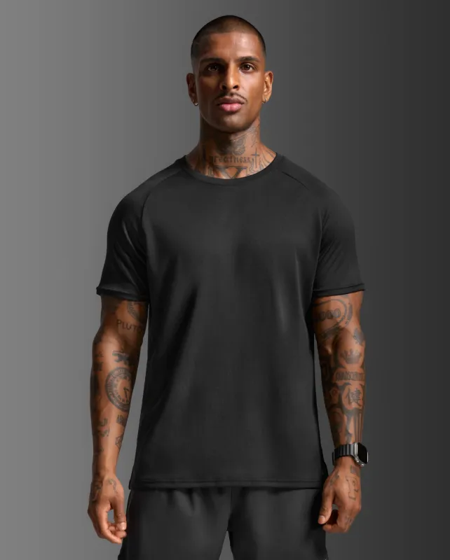 Aero Tee sold by 2xu