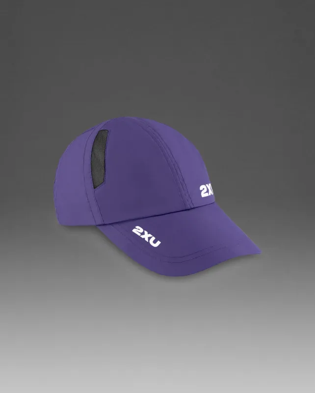 Run Cap sold by 2xu