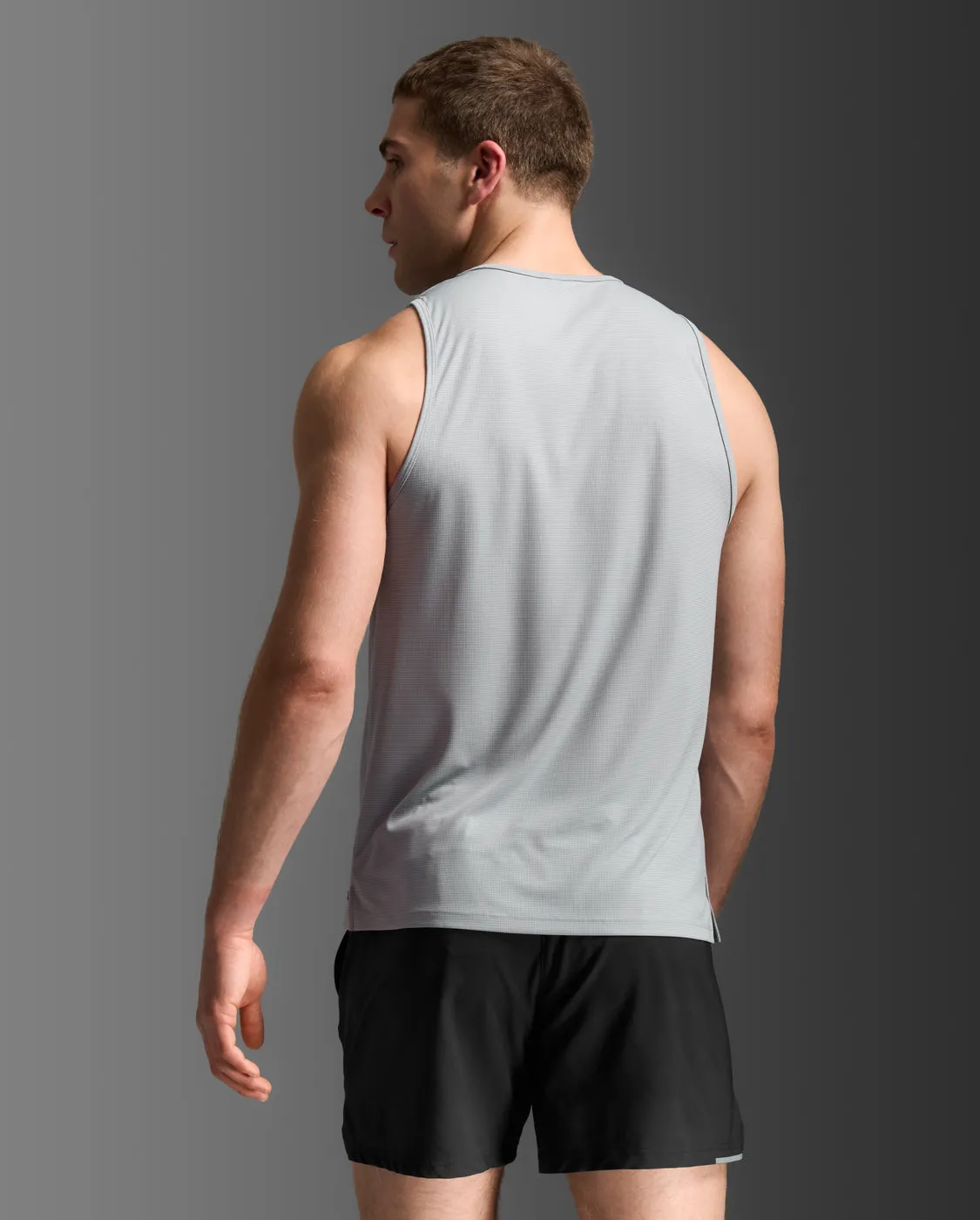Aero Tank sold by 2xu product image thumbnail 2