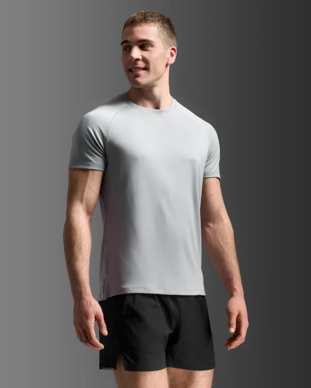 Aero Tee sold by 2xu
