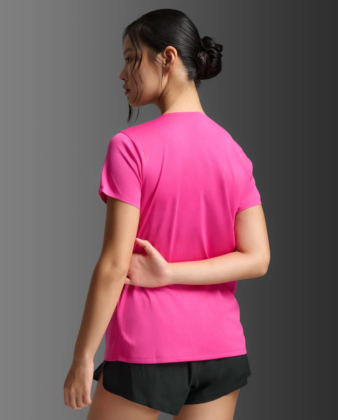 Light Speed Tech Tee sold by 2xu product image thumbnail 2