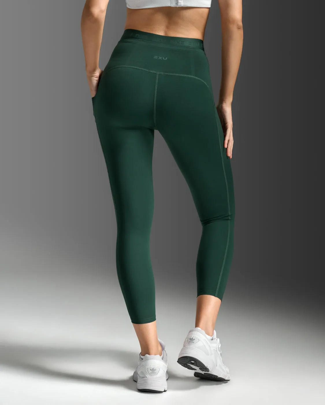 Form Stash Hi-Rise Compression 7/8 Tights with Pockets sold by 2xu product image thumbnail 3