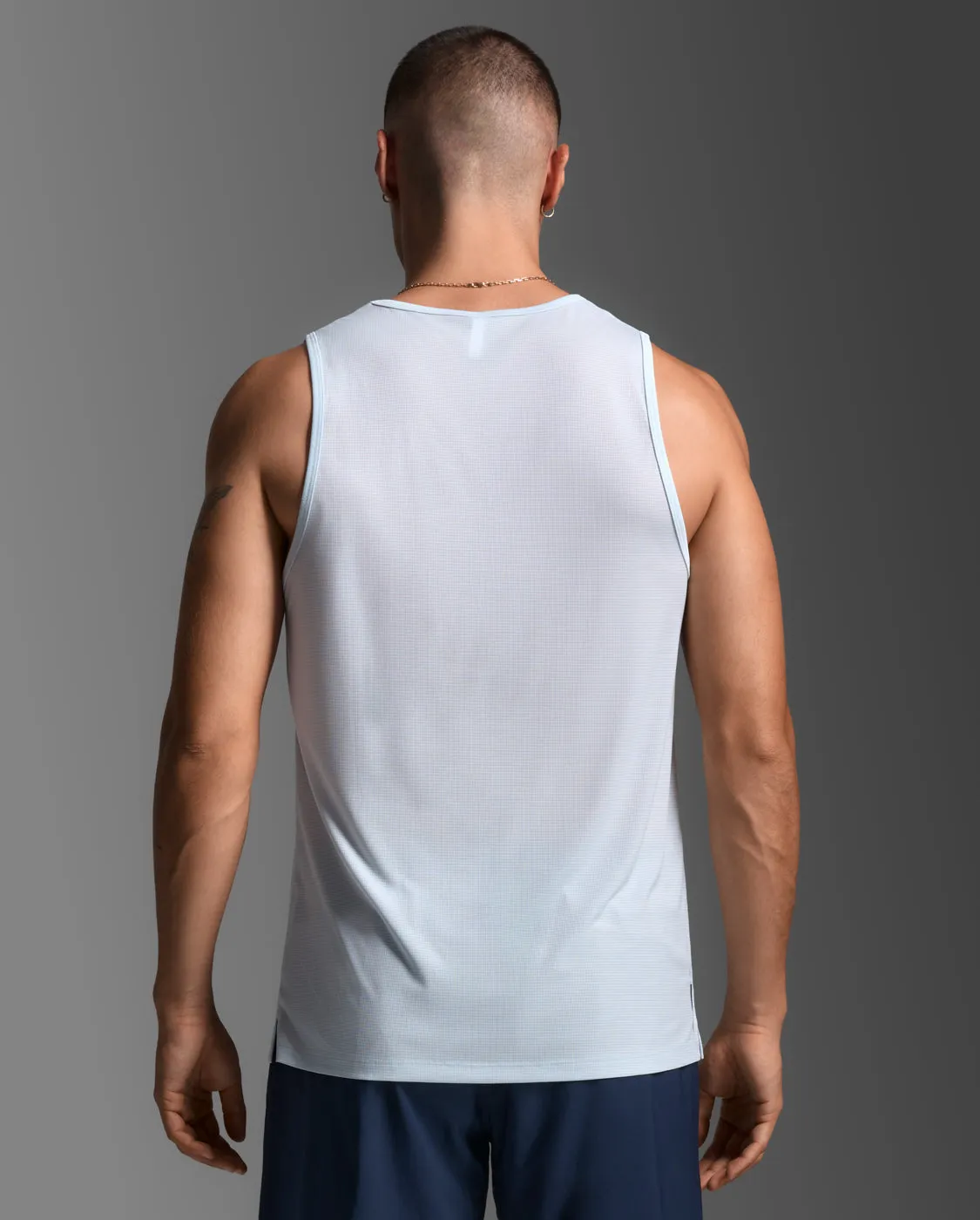 Aero Tank sold by 2xu product image thumbnail 2