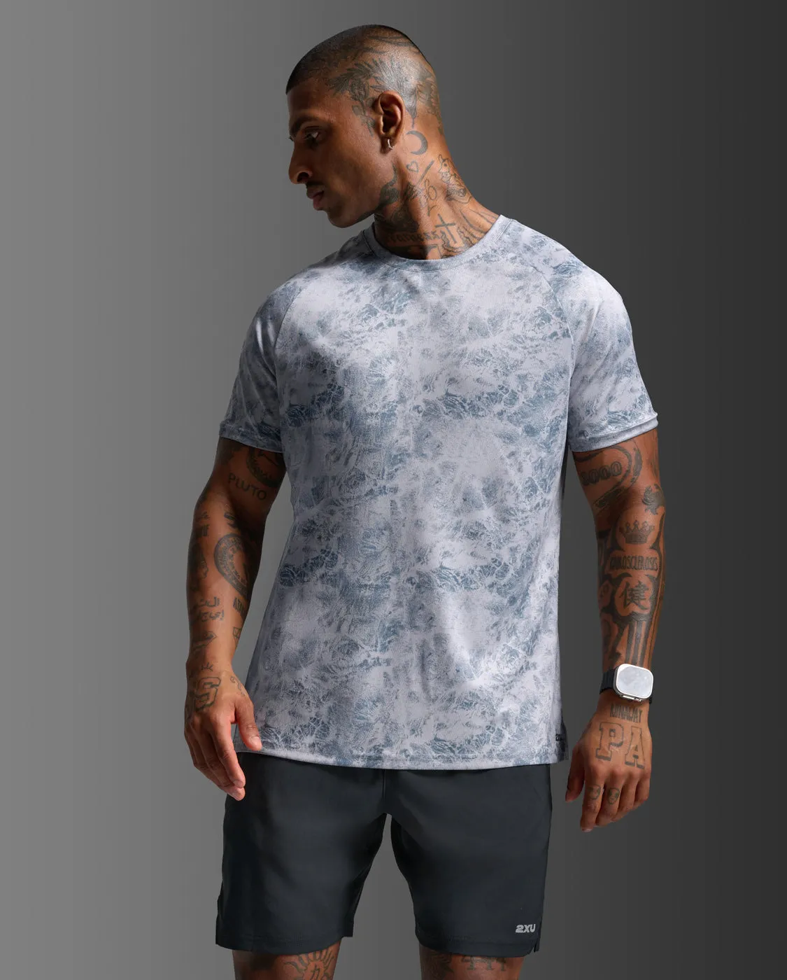 Aero Tee sold by 2xu