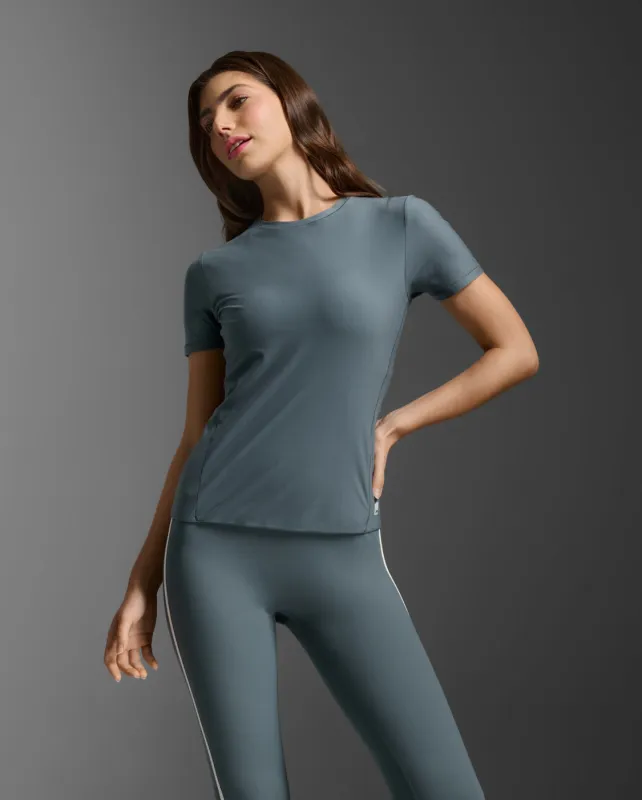 Wonderluxe Fitted Tee made by 2xu