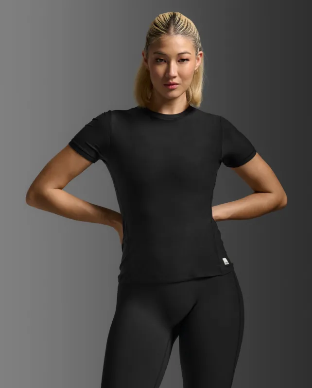 Wonderluxe Fitted Tee sold by 2xu