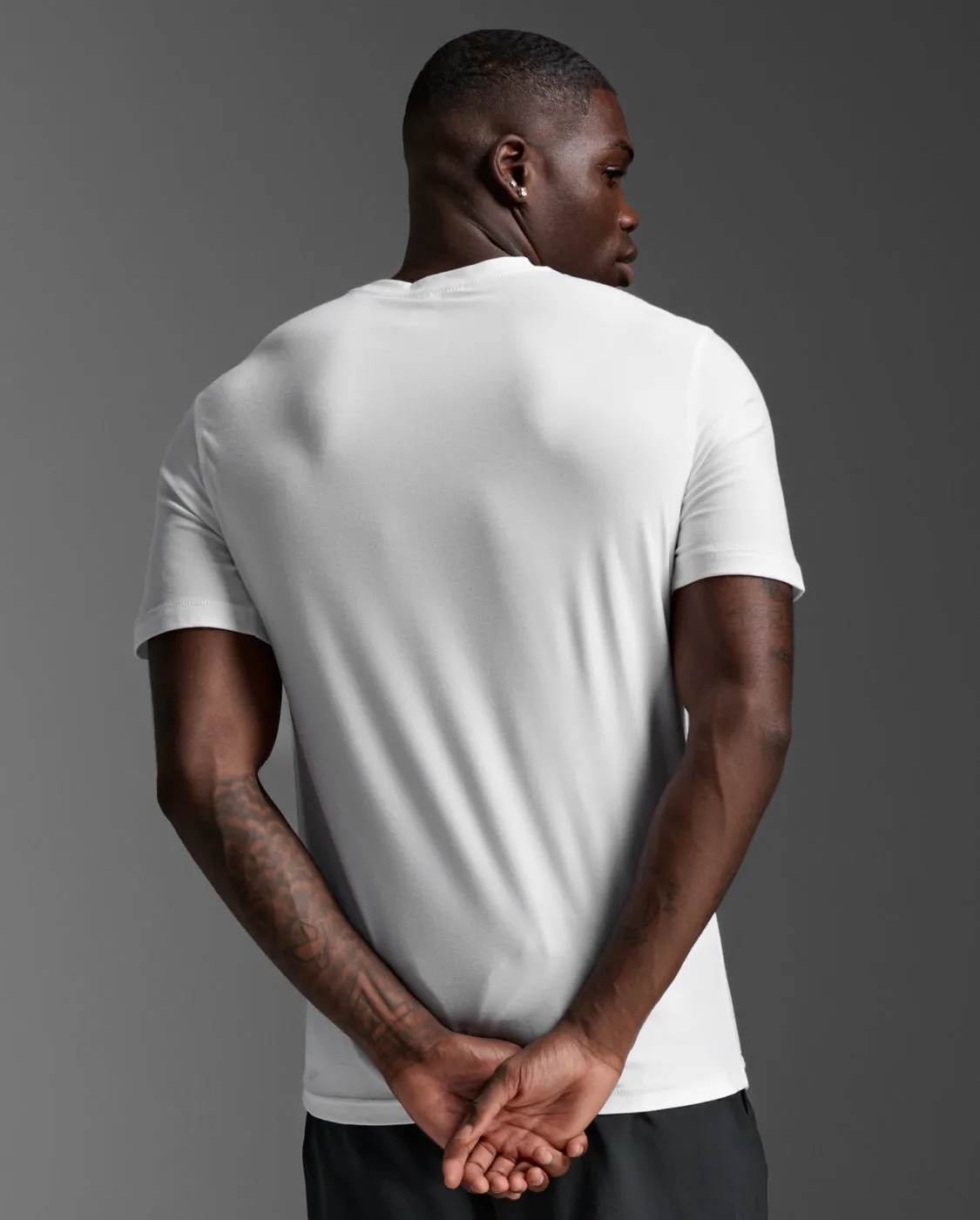 Signature Soft Jersey Tee sold by 2xu product image thumbnail 3