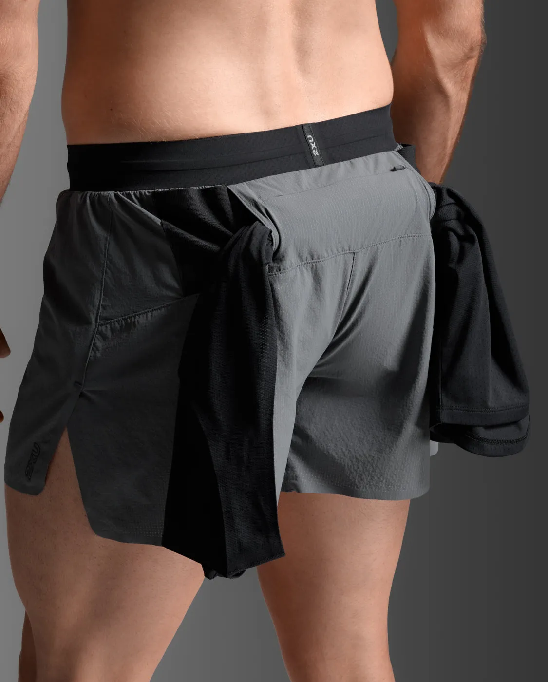 Light Speed Stash 5 Inch Shorts sold by 2xu