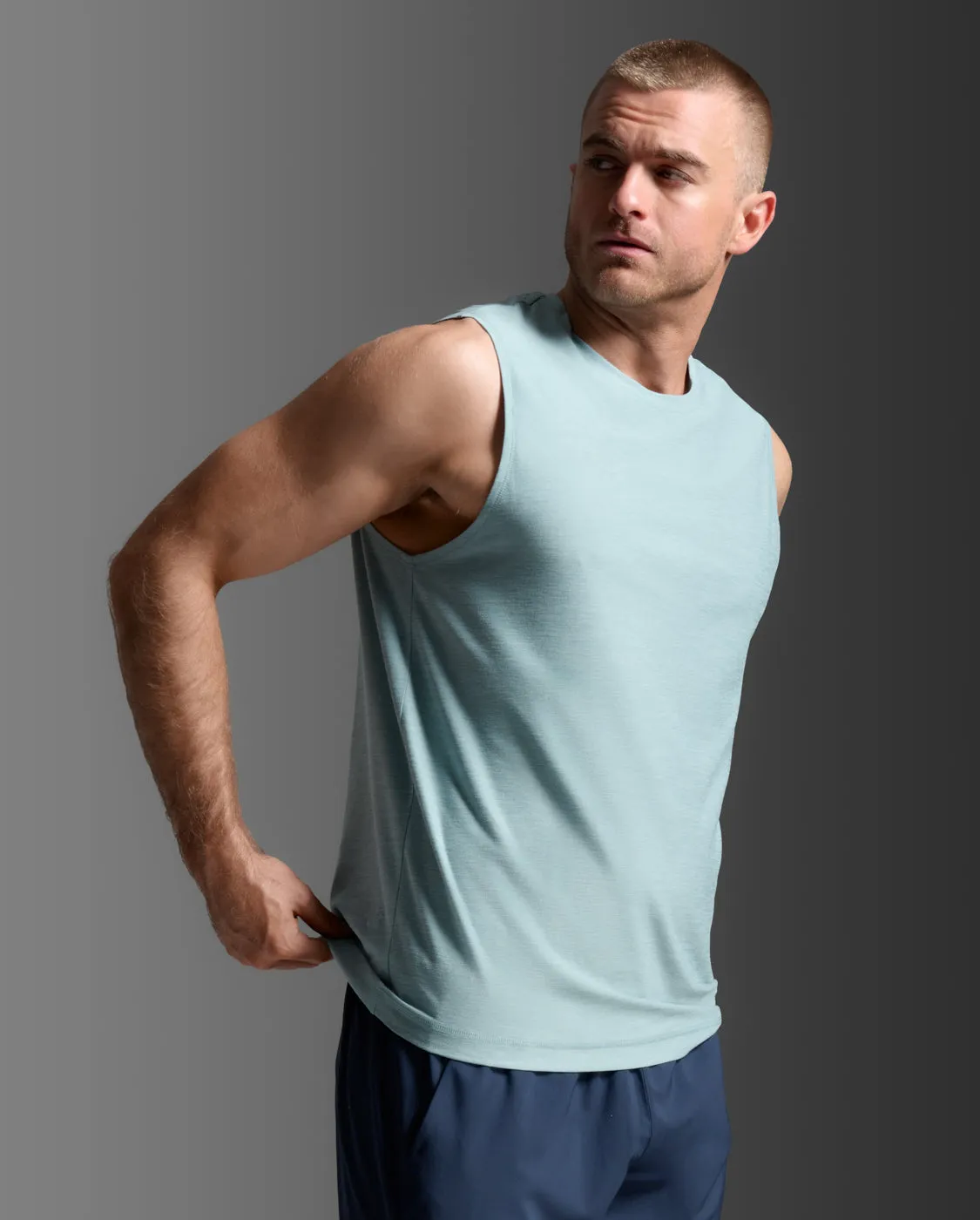 Signature Tank sold by 2xu product image thumbnail 4