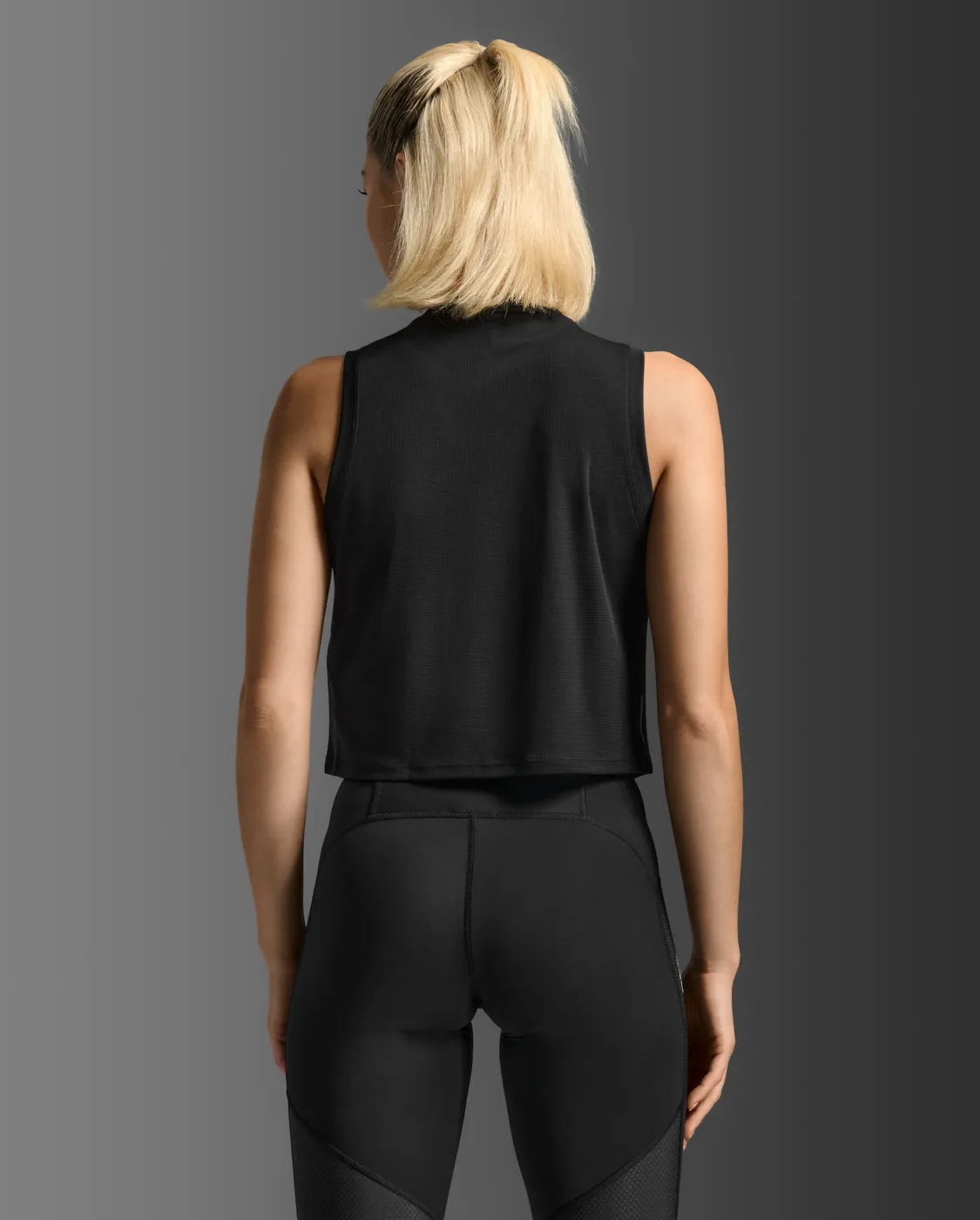 Aero Mesh Crop Tank sold by 2xu product image thumbnail 3