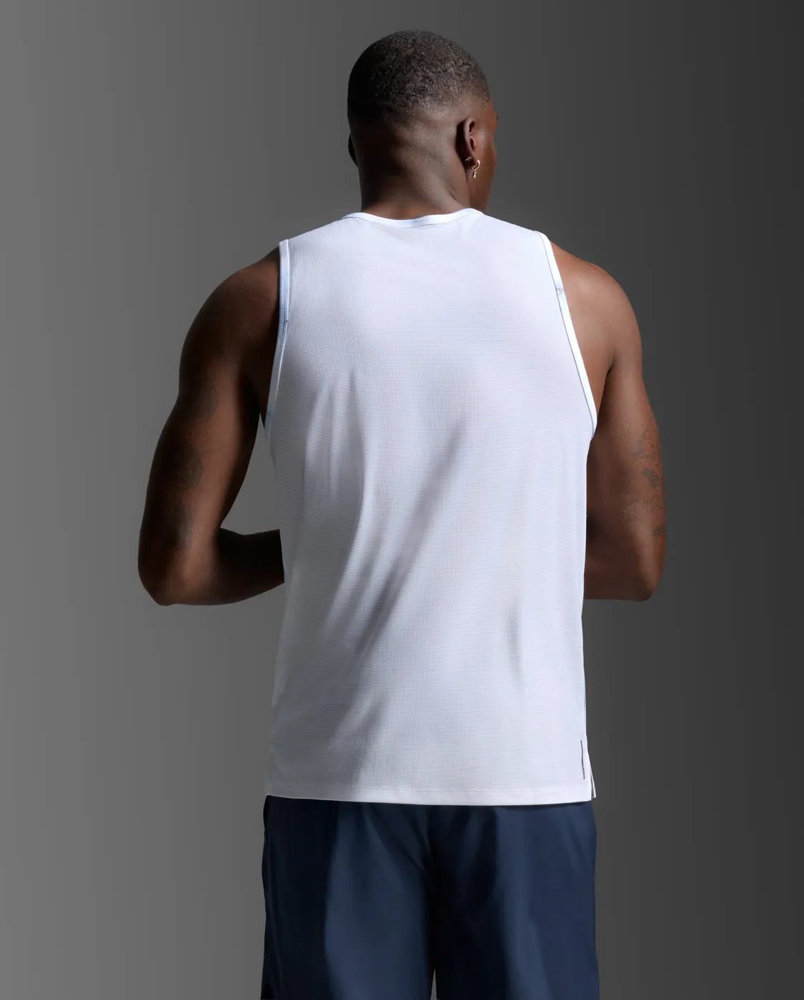 Aero Tank sold by 2xu product image thumbnail 2
