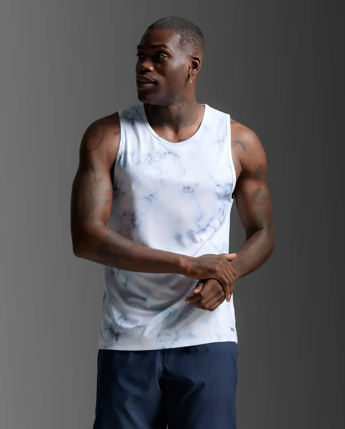 Aero Tank sold by 2xu product image thumbnail 5