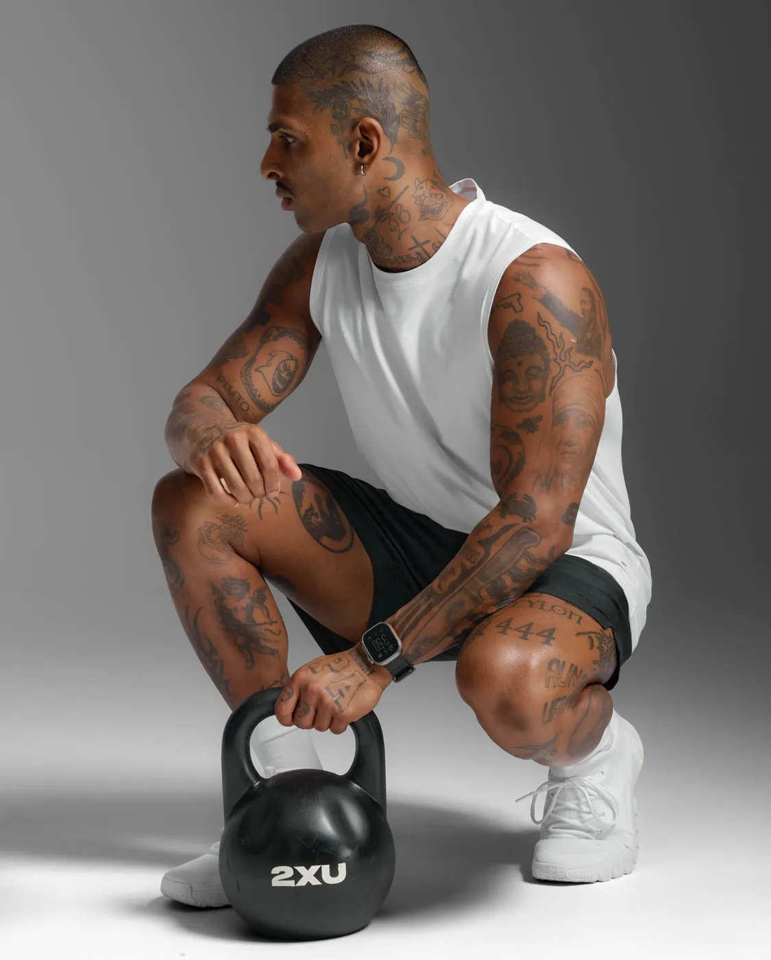 Signature Tank sold by 2xu