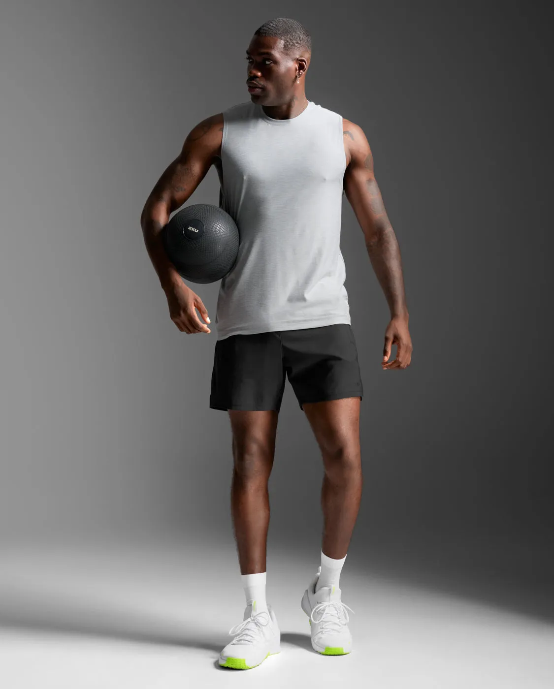 Signature Tank sold by 2xu product image thumbnail 4