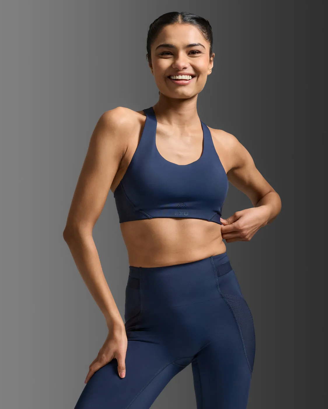 Aero Mesh Medium Impact Bra sold by 2xu