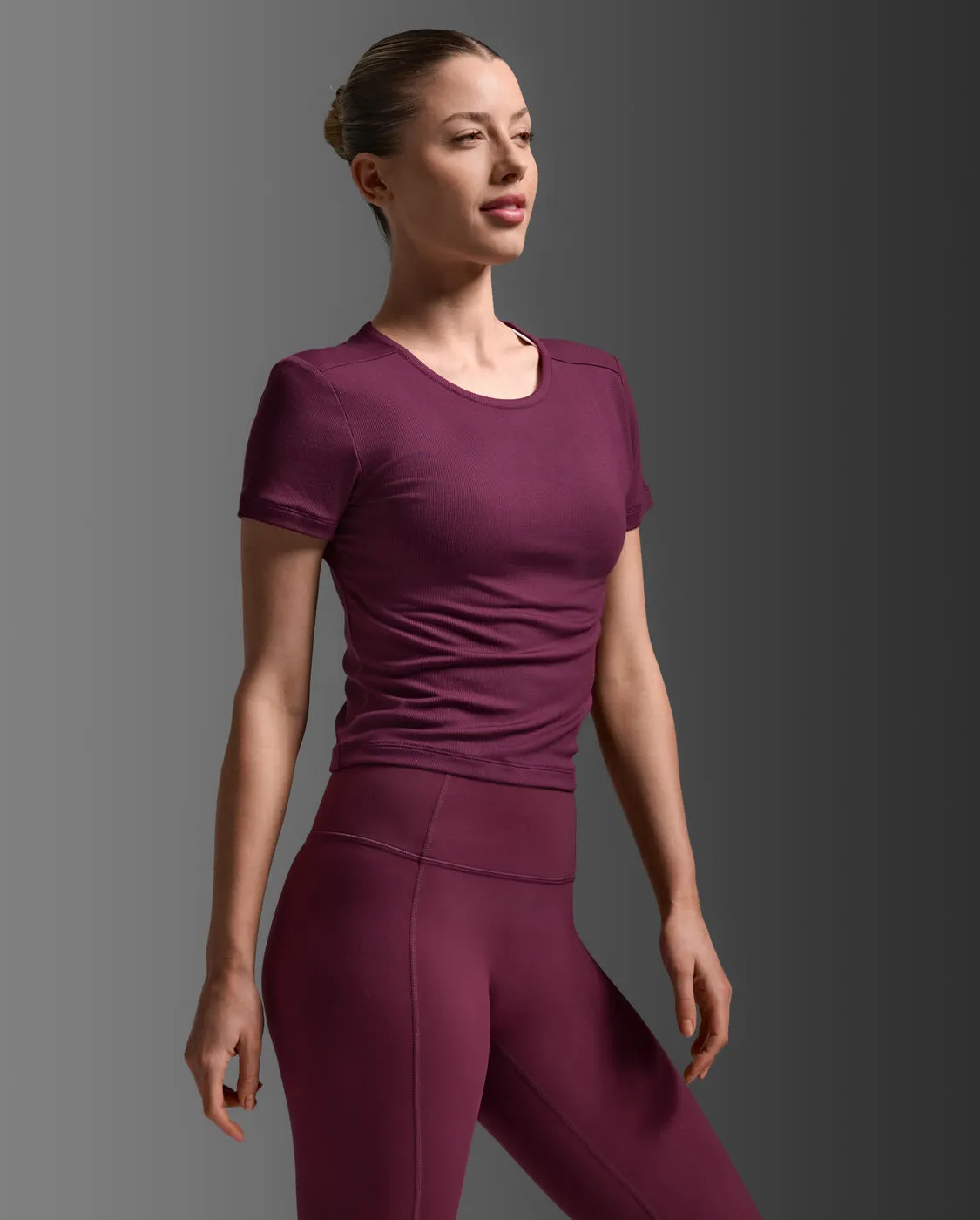 Fluid Ribbed Crop Tee sold by 2xu product image thumbnail 5
