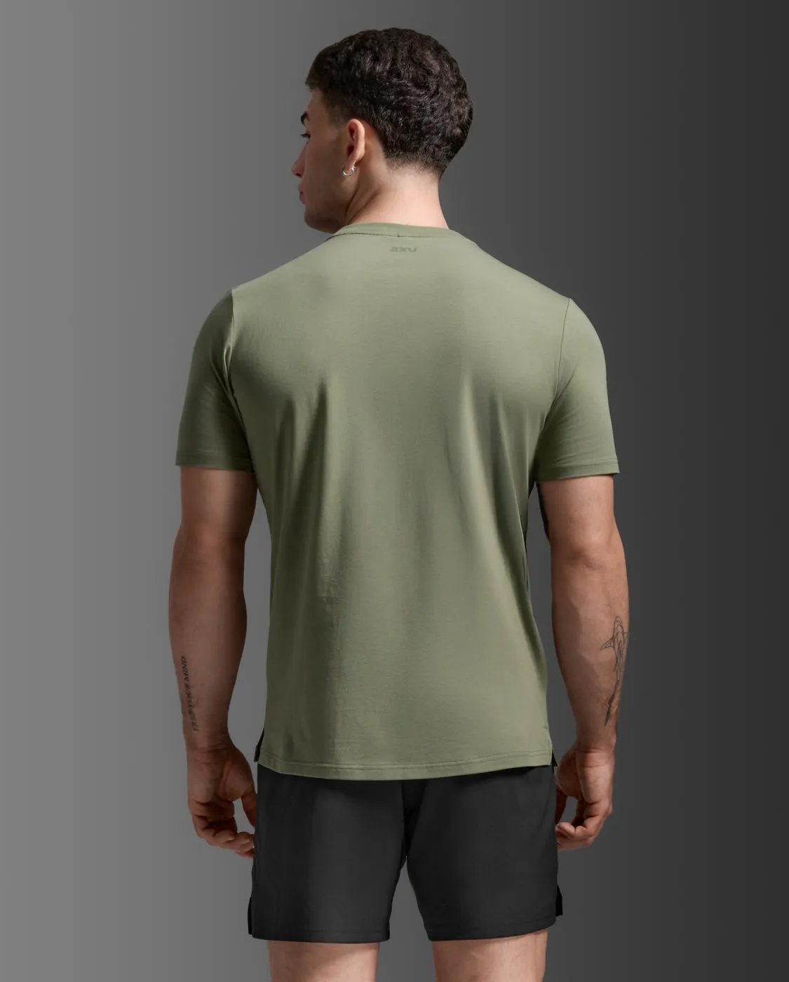 Motion Cotton Flex Tee sold by 2xu product image thumbnail 2