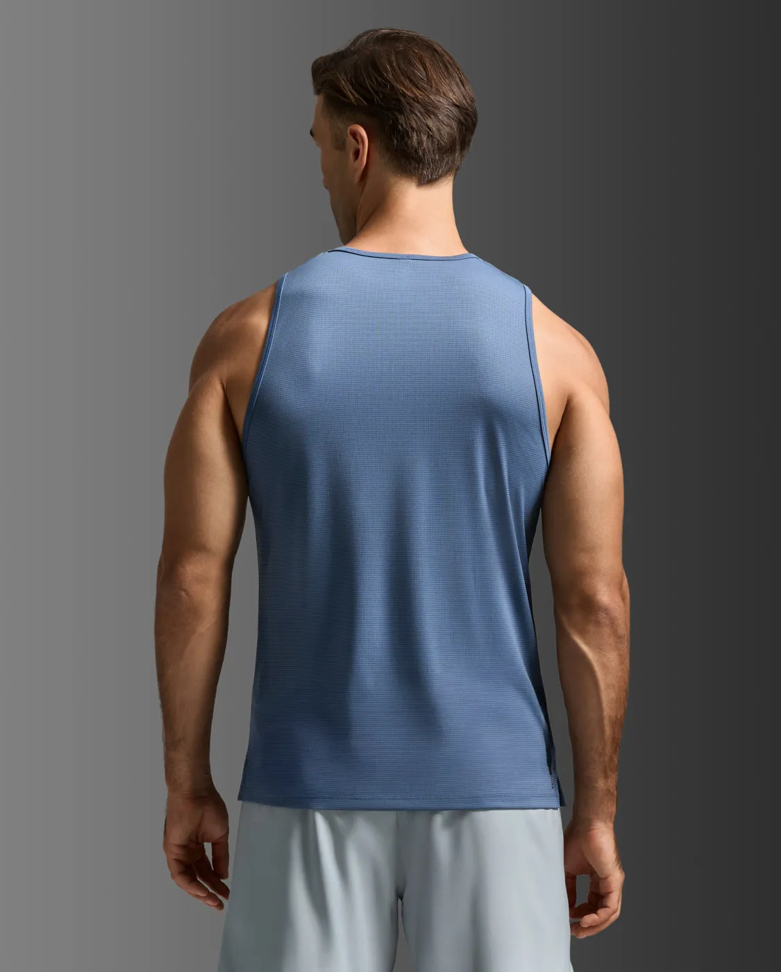 Aero Tank sold by 2xu product image thumbnail 2