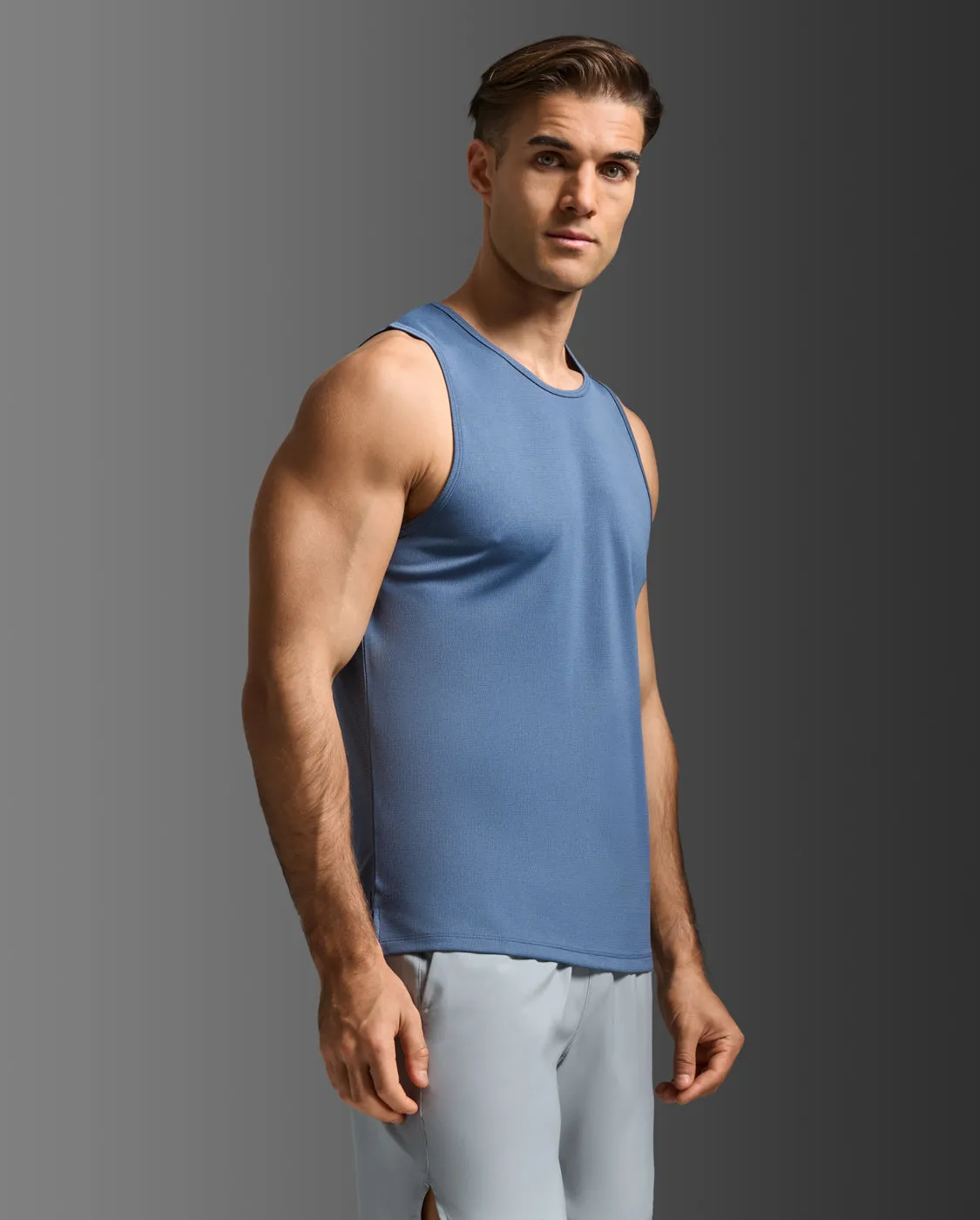 Aero Tank sold by 2xu product image thumbnail 4
