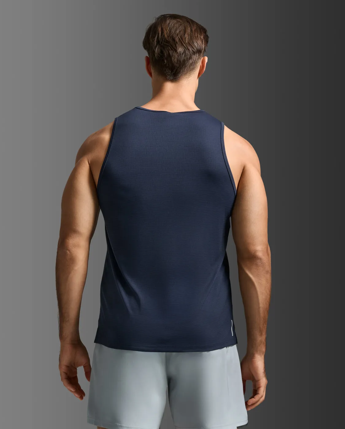 Aero Tank sold by 2xu product image thumbnail 2