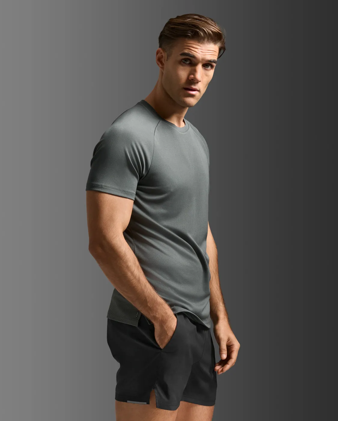 Aero Tee sold by 2xu product image thumbnail 2