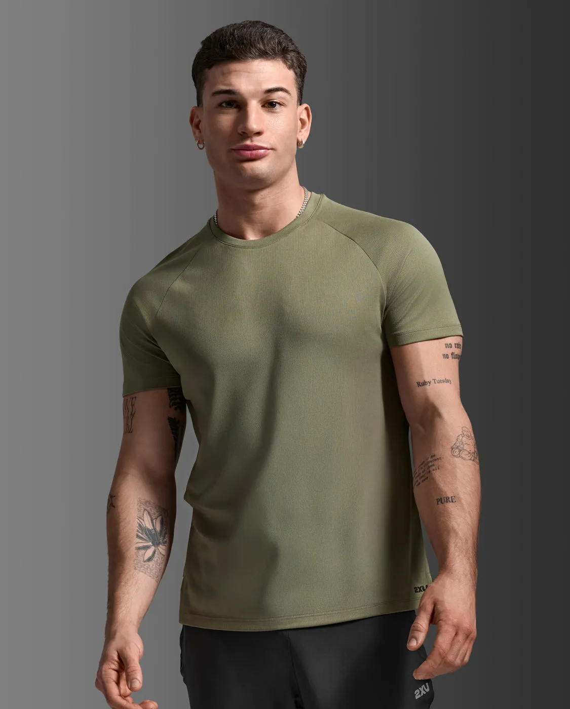 Aero Tee sold by 2xu