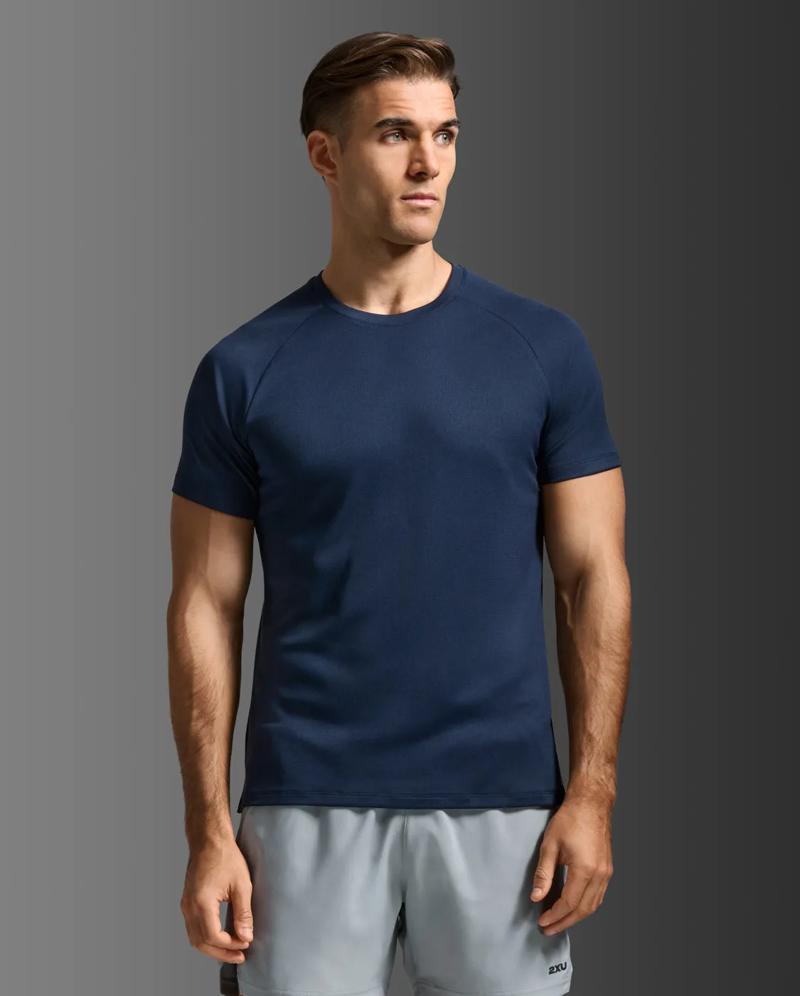 Aero Tee sold by 2xu product image thumbnail 2
