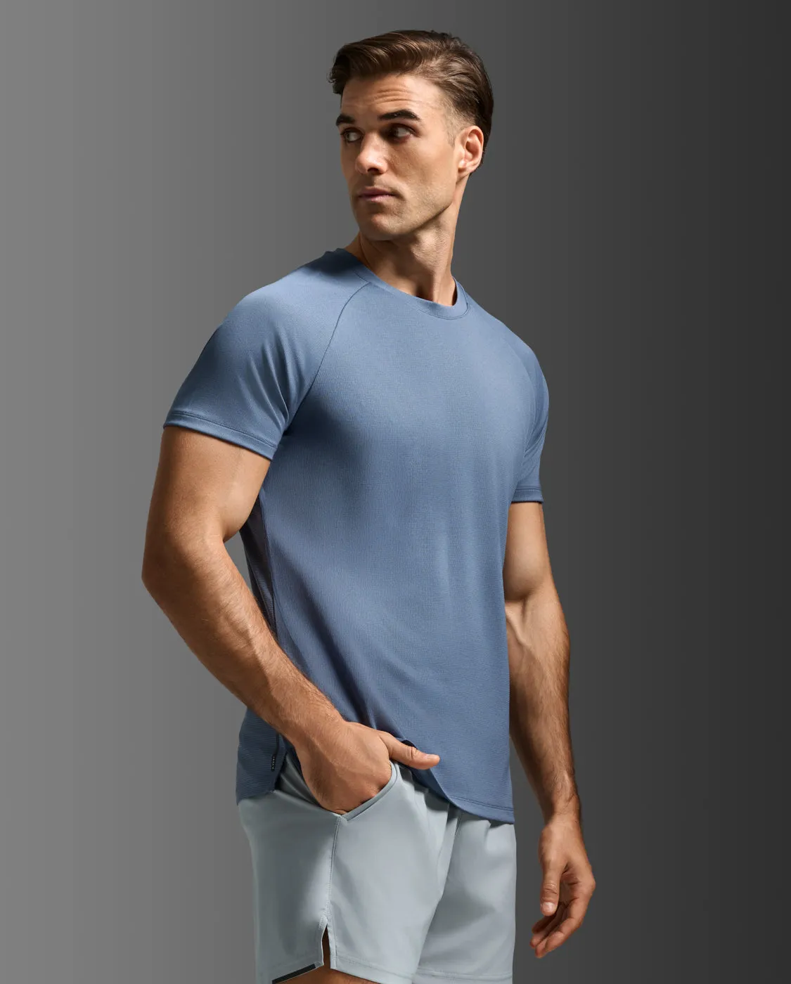 Aero Tee sold by 2xu