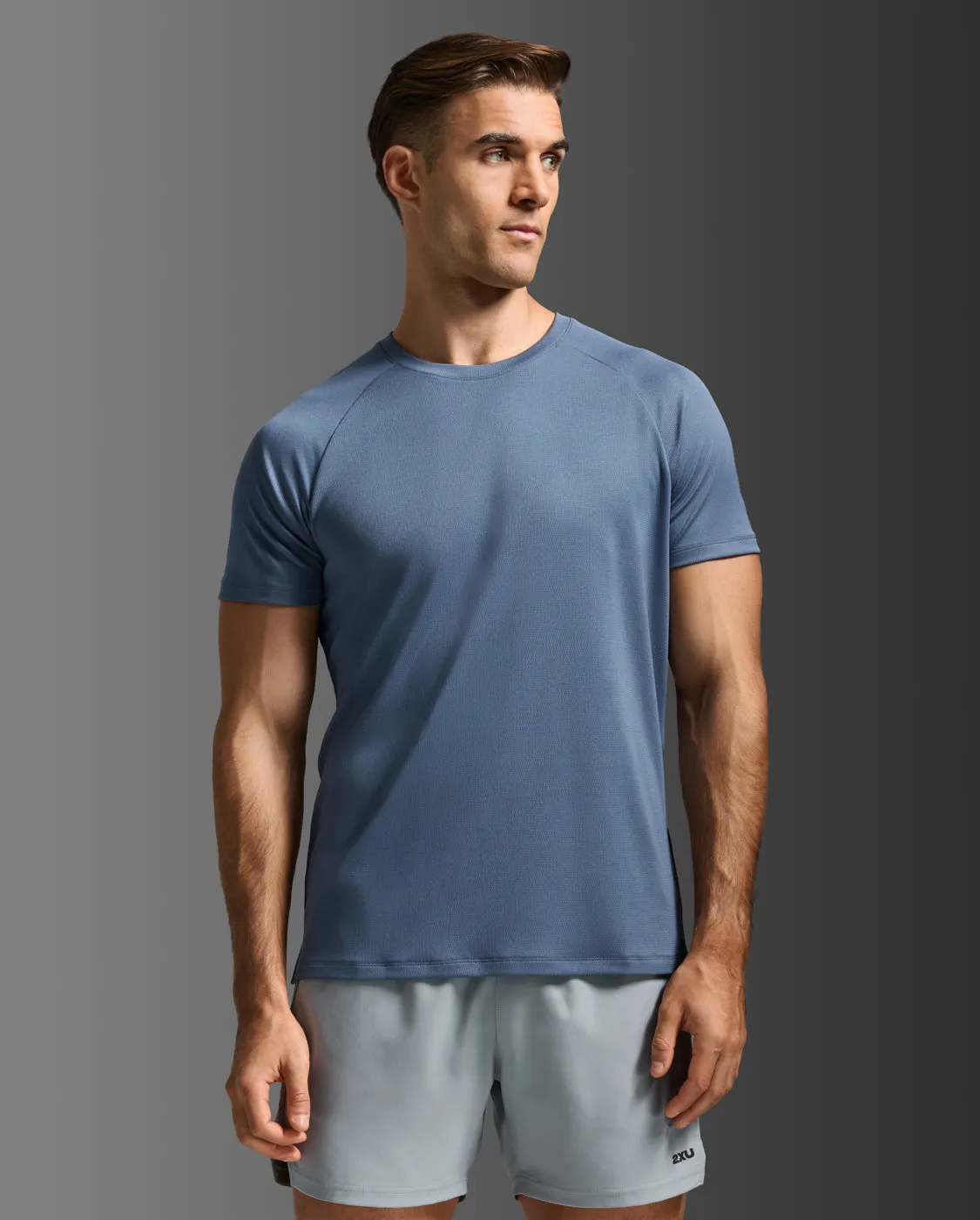 Aero Tee sold by 2xu product image thumbnail 2